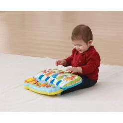 VTECH BABY Tap Tap Piano Des P'tits Copains - Piano Interactif 8 VTECH BABY Tap Tap Piano Des P'tits Copains - Piano Interactif -VTECH BABY Boutique 158105 tap tap piano3